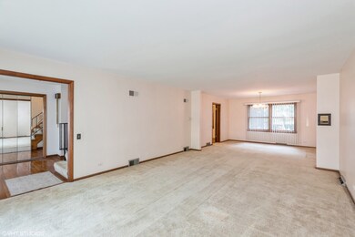 3649 Elm Ct, Flossmoor, IL 60422 - photo 2