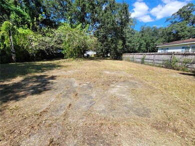 10216 Lake Ave, Tampa, FL 33619 - photo 2