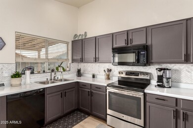 8673 W Palm Ln, Phoenix, AZ 85037 - photo 4