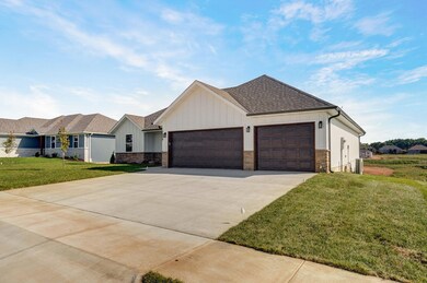2608 W Webb Rd-3
