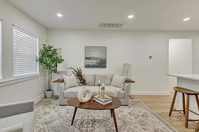 1319 SE 42nd St, Oklahoma City, OK 73129 - photo 4