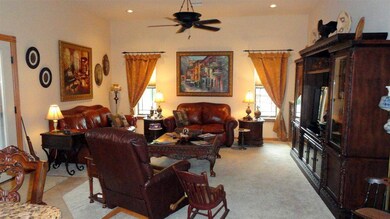 450 Cielo Grande unit 6&7, Alamogordo, NM 88310 - photo 6