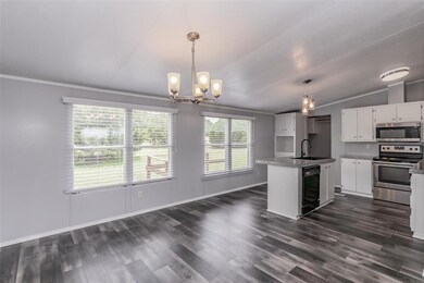 322 Kelly Brook Cir, Weatherford, TX 76087 - photo 6