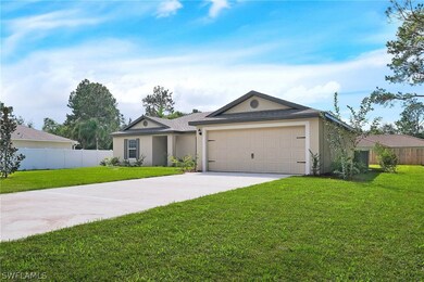 178 Blackstone Dr, Fort Myers, FL 33913 - photo 2