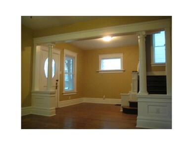 Foyer.