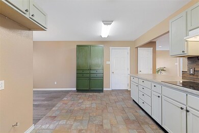 1200 Center Ct, Cleburne, TX 76033 - photo 6