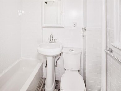 284 3rd St unit 2A, Jersey City, NJ 07302 - photo 5