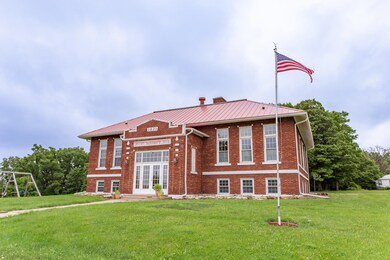 214 S School St, Browntown, WI 53522 - photo 2