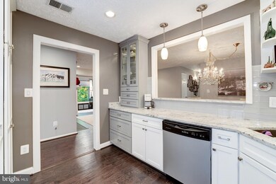 2212 Hunters Run Dr unit 2212, Reston, VA 20191 - photo 5