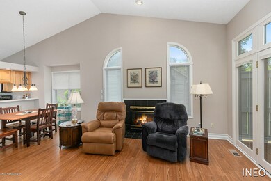 2457 Highridge Ln SE unit 8, Grand Rapids, MI 49546 - photo 5