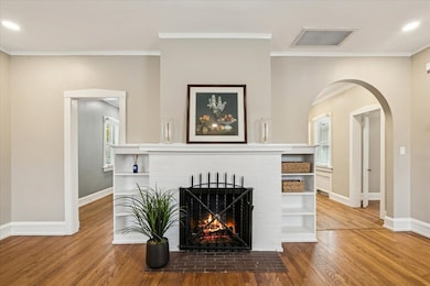 1201 N Mckinley Rd, Lake Forest, IL 60045 - photo 2