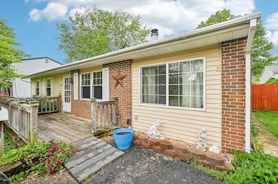 3-web-or-mls-Chipman Dr-2205-003