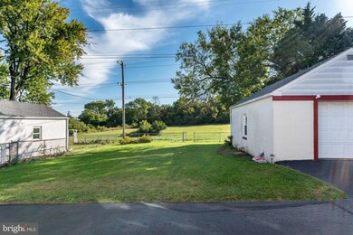 28 W North Ln, Conshohocken, PA 19428 - photo 3