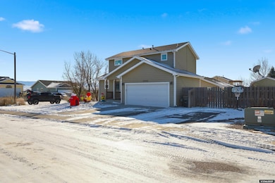 4902 Rimrock Dr, Bar Nunn, WY 82601 - photo 2