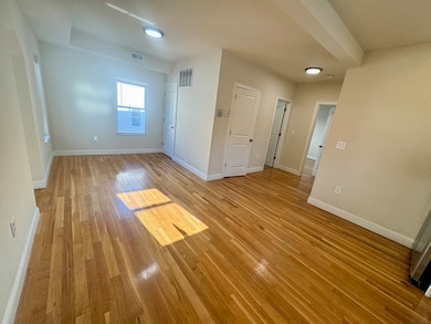 11 Greenville St unit 2, Somerville, MA 02143 - photo 3