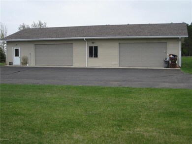 32 x 64 Garage, 220 service and bathroom
