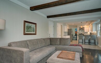Family Room (2)