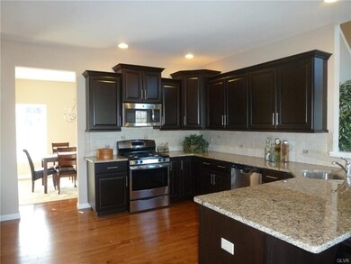 3345 Gristmill Dr unit 25, Emmaus, PA 18049 - photo 4