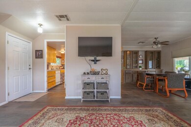 230 W 300 N, La Verkin, UT 84745 - photo 7