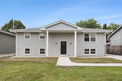 1819 Magnolia Ln, Munster, IN 46321 - photo 4