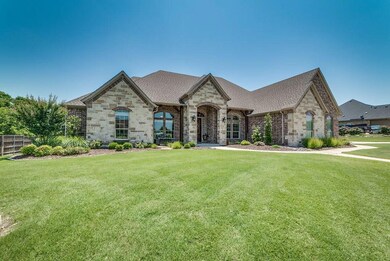 Nice landscaping and lawn. Sprinkler system to kee
