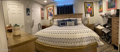Bedroom01