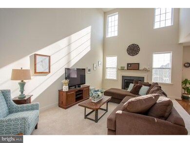 2032 Pleasant Valley Dr, Lansdale, PA 19446 - photo 4