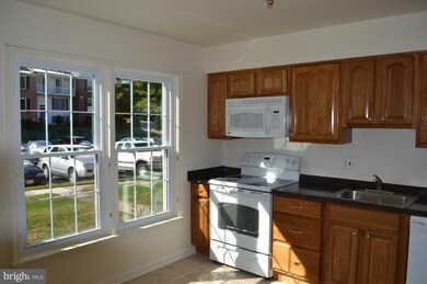 12 Donagh Ct, Lutherville Timonium, MD 21093 - photo 3