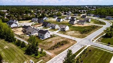 934 Apryl Dr, Greenwood, IN 46143 - photo 7