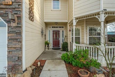 6887 E Cortland Ave, Fresno, CA 93727 - photo 3