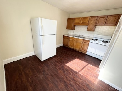 1821 Mills Ave, Cincinnati, OH 45212 - photo 3