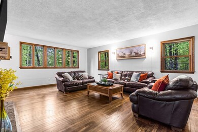 145 Hemlock Dr, Holliston, MA 01746 - photo 5