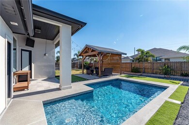 1714 Red River Ave, Edinburg, TX 78539 - photo 2