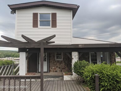 1076 N Church St, Hazleton, PA 18202 - photo 4