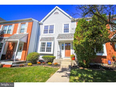 805 Treetop Ln, Norristown, PA 19403 - photo 2