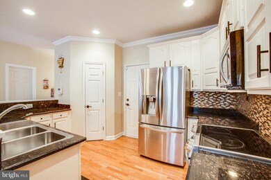 3857 Graham Park Rd, Triangle, VA 22172 - photo 2