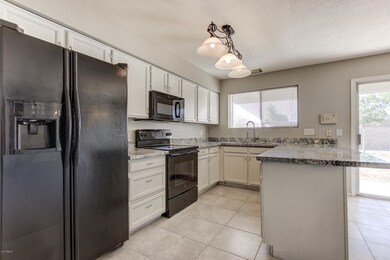 Bright Open Kitchen!