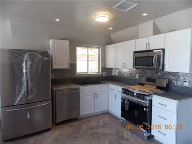 1811 Ron Cerrudo St, El Paso, TX 79936 - photo 3