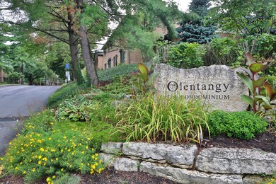 657-OldTowne-01