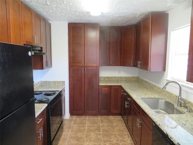 7214 Bubbling Brooks Ln, Houston, TX 77095 - photo 5