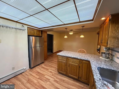 574 E Front St, Marietta, PA 17547 - photo 5