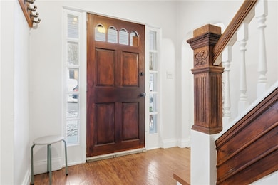 211 Davis Ave, Pittsburgh, PA 15223 - photo 7