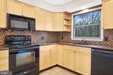 4425 Cobalt Dr, Harwood, MD 20776 - photo 6