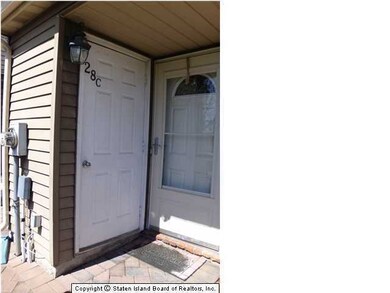 28 Franklin Ln unit C, Staten Island, NY 10306 - photo 4
