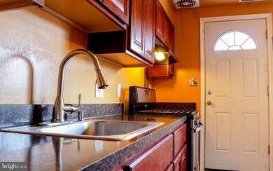 1317 Dalton Rd, Parkville, MD 21234 - photo 6