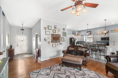 RE_738TaylorWay-6