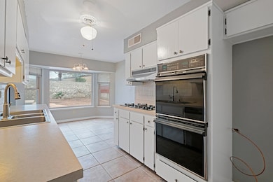 1532 Randy Wolff Place, El Paso, TX 79935 - photo 4