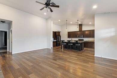 16-web-or-mls-1035-se-ashley-pl