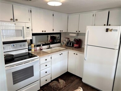 2000 E Bay Dr unit 65, Largo, FL 33771 - photo 3