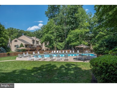 404 Weatherstone Dr, Paoli, PA 19301 - photo 4